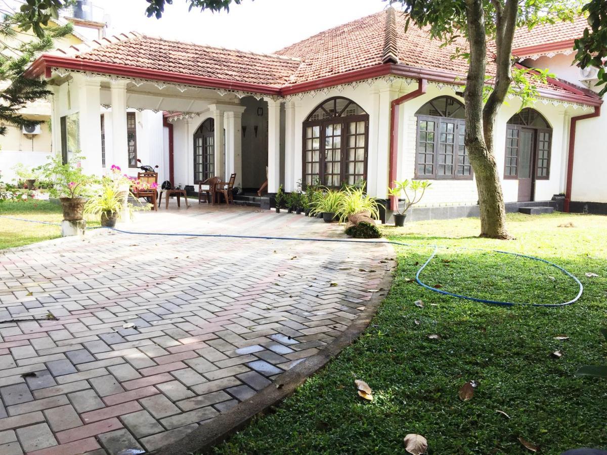 Grand Villa נגומבו מראה חיצוני תמונה